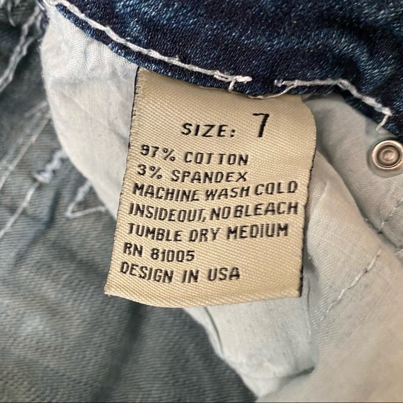 LA Idol Bermuda Jean Shorts 7 - Picture 8 of 11